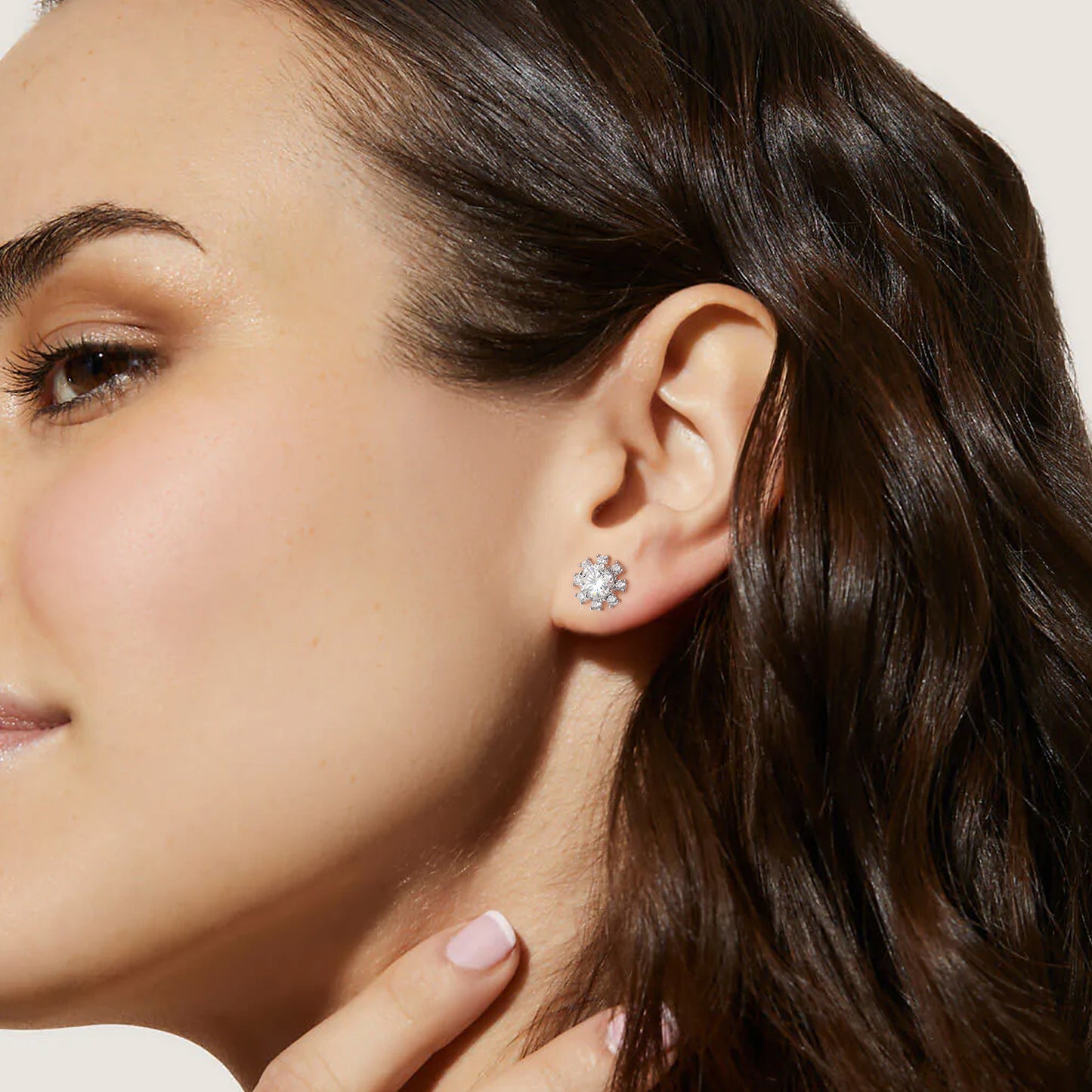 Excellent VVS1 Moissanite Stud Earrings