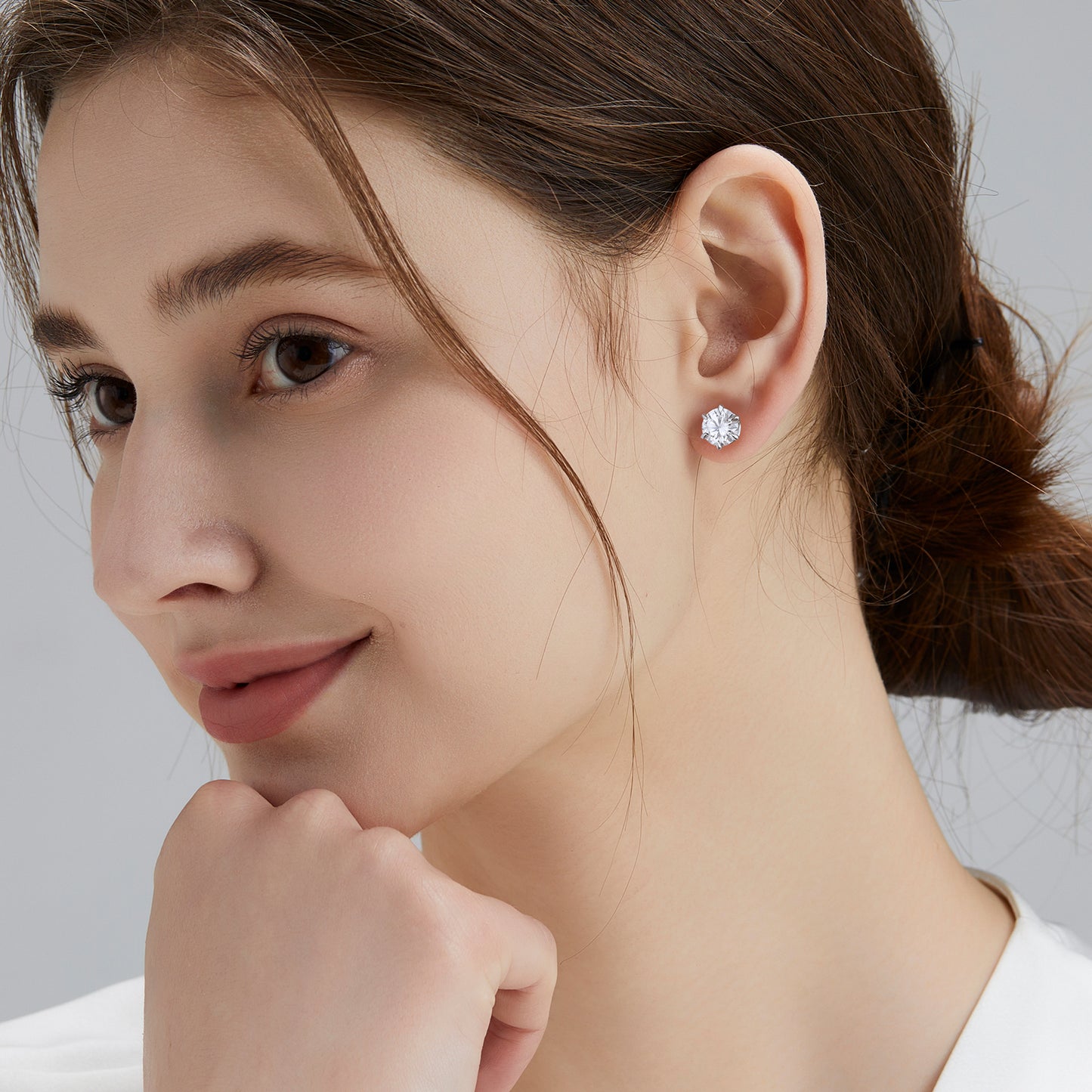 Six-Prong Excellent VVS1  Moissanite Stud Earrings