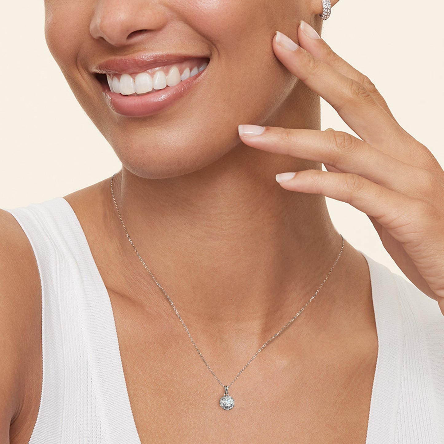 Excellent VVS1 Moissanite Pendant Necklace